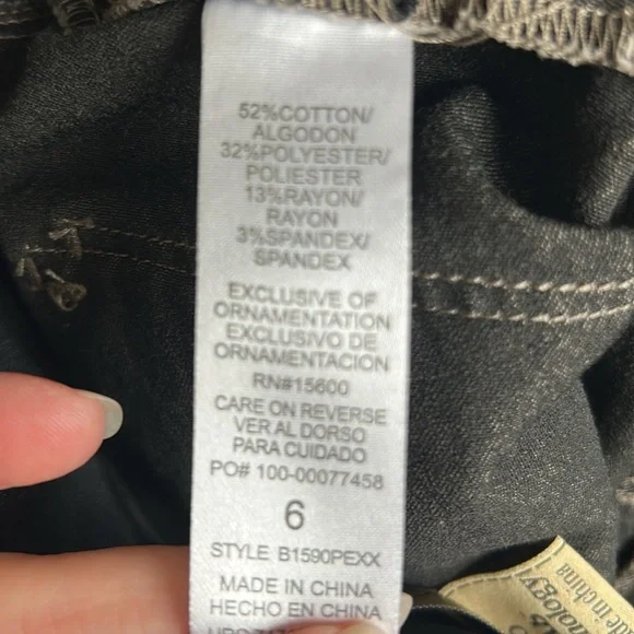 Ladies Democracy Pants - Picture 7 of 11